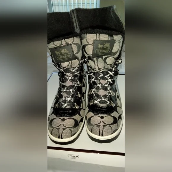 Coach Signature Patterned Black and Grey Tailor Hiking Boots Size 7.5 - Picture 10 of 12